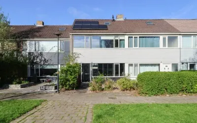 Tussenwoning te koop: Hunze 210, De Drait noordoost Drachten