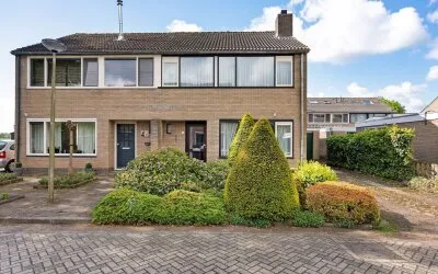 Twee-onder-één-kap te koop: Hunzedal 49, Hunzedal Borger