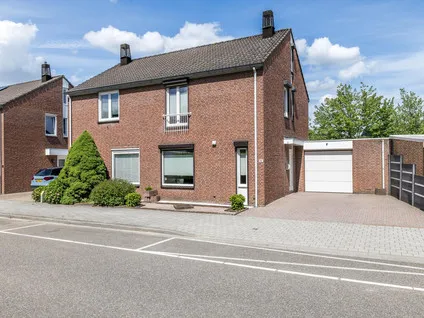 Tussenwoning te koop: Huskensweg 12, Musschemig Heerlen
