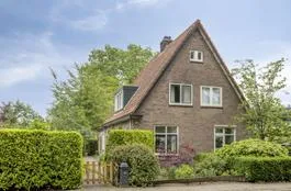 Twee-onder-één-kap te koop: Huygenslaan 48, Dieren-West boven spoorlijn Dieren