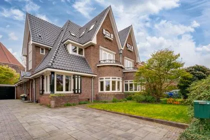 Twee-onder-één-kap te koop: Huygensweg 19, Hunnerberg Nijmegen