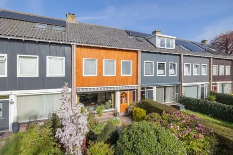 Tussenwoning te koop: Hyacinthenlaan 17, Leidsevaart- Bloemhof Bennebroek