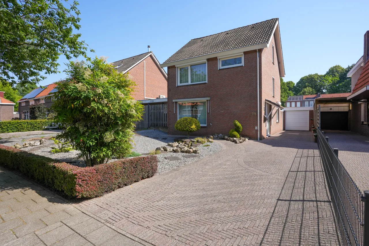 Vrijstaande woning te koop: Hyacinthenlaan 18, Geleen