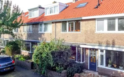 Tussenwoning te koop: Hyacinthenstraat 36, Kerkerinkbuurt Santpoort-Noord