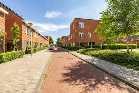 Hoekwoning te huur: Hyacinthstraat 220, Florabuurt Groningen