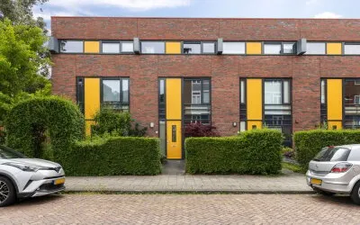 Tussenwoning te koop: Hyacinthstraat 4, Florabuurt Groningen
