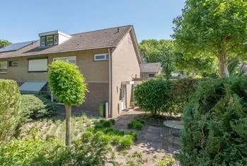 Corner house for sale: Hyacintlaan 4, Voldijn Waalre