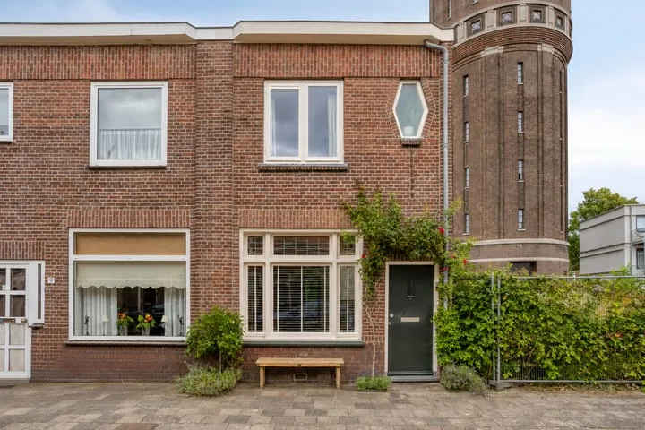 Hoekwoning te koop: Hyacintstraat 7, Egelantierstraat, Mariëndaalstraat e.o. Utrecht