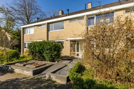 Tussenwoning te koop: Hélène Swarthlaan 89, De Wijert-Zuid Groningen