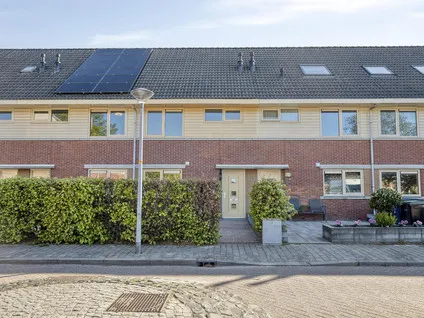 Tussenwoning te koop: Ida Gerhardtstraat 13, Literatuurwijk Midden-west Almere