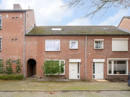 Tussenwoning te koop: Iepengaard 12, Bomen Goirle