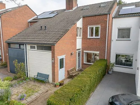 Tussenwoning te koop: Iepenhoven 27, Maastricht