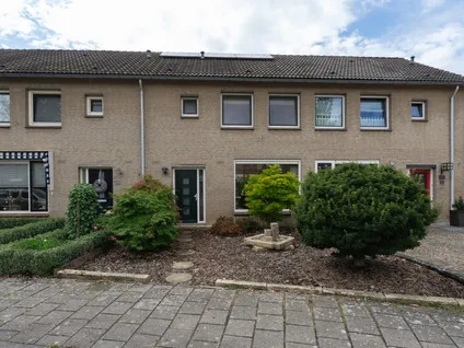 Tussenwoning te koop: Iepenlaan 14, Klappenburg Bemmel