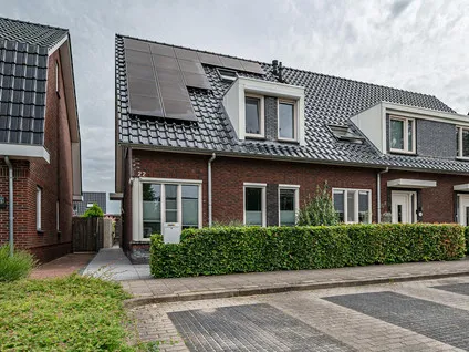 Hoekwoning te koop: Iepenlaan 22, Rouveen kern Rouveen
