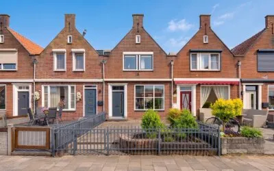 Tussenwoning te koop: Iepenlaan 27, Volendam-Katham + Planetenbuurt Volendam