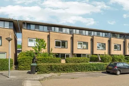 Tussenwoning te koop: Iepenstraat 10, Parkwijk Noordoost Almere