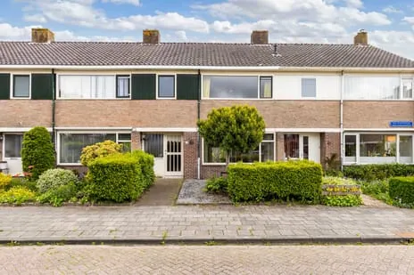Tussenwoning te koop: Ietje Kooistrastraat 29, De Singels west Drachten