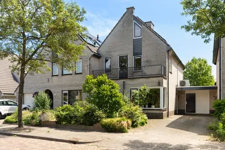Tussenwoning te koop: Ietje Kooistraweg 6, Brinkhorst Apeldoorn