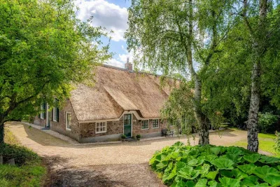 Vrijstaande woning te koop: IJsseldijk 134, Boveneind Krimpen Aan Den Ijssel