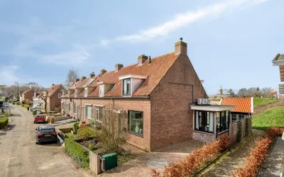 Hoekwoning te koop: IJssellaan 15, Verspr. huizen Ouderkerk Noord Ouderkerk Aan Den Ijssel
