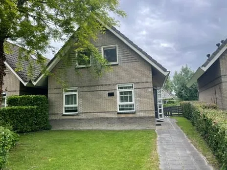Detached house for sale: IJsselmeerstraat 93, Medemblik Zuiderzee Medemblik