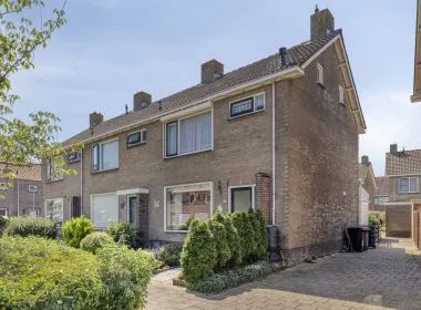 Hoekwoning te koop: IJsselmeerweg 33, Marken