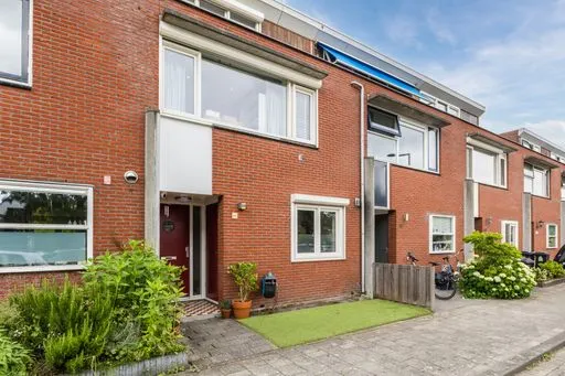 Tussenwoning te koop: IJsselmondselaan 201A, Kralingseveer Rotterdam