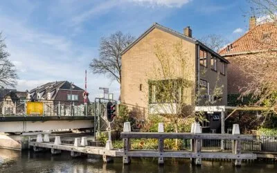 Vrijstaande woning te koop: IJsselplein 1, Montfoort Montfoort
