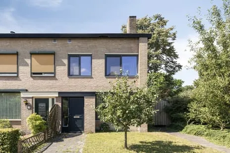 Hoekwoning te koop: IJsselstraat 30, Leest Veghel