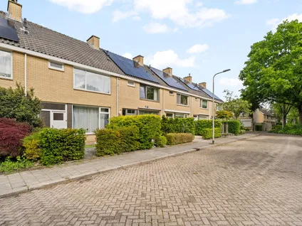 Tussenwoning te koop: IJsselstraat 38, Bolnes Ridderkerk