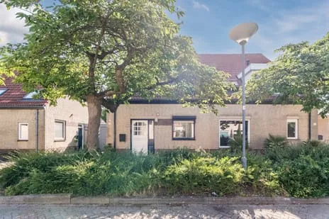 Twee-onder-één-kap te koop: IJsselstraat 63, Brouwhuis-West Helmond
