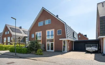 Tussenwoning te koop: IJsselstroom 21, Oosterheem-Noord-Oost Zoetermeer