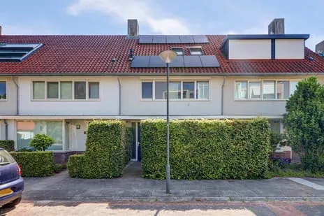 Terraced house for sale: IJsvogel 48, Vijverhof Vught