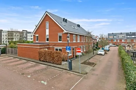 Hoekwoning te koop: IJsvogelhof 32, Vrijenban Rijswijk (Zh)