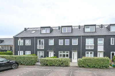 Tussenwoning te koop: IJweg 1167D, Hoofddorp Floriande Oost Hoofddorp