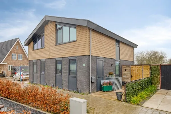 Semi-detached for sale: IJzeroven 34, Heideslag Wehl
