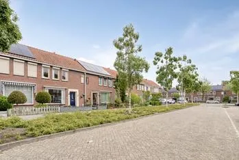 Tussenwoning te koop: Iman van den Boschstraat 44, Verzetsheldenbuurt II Oss