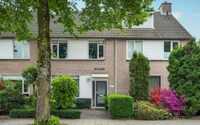 Tussenwoning te koop: Imkerstraat 730, Kronehoef Eindhoven
