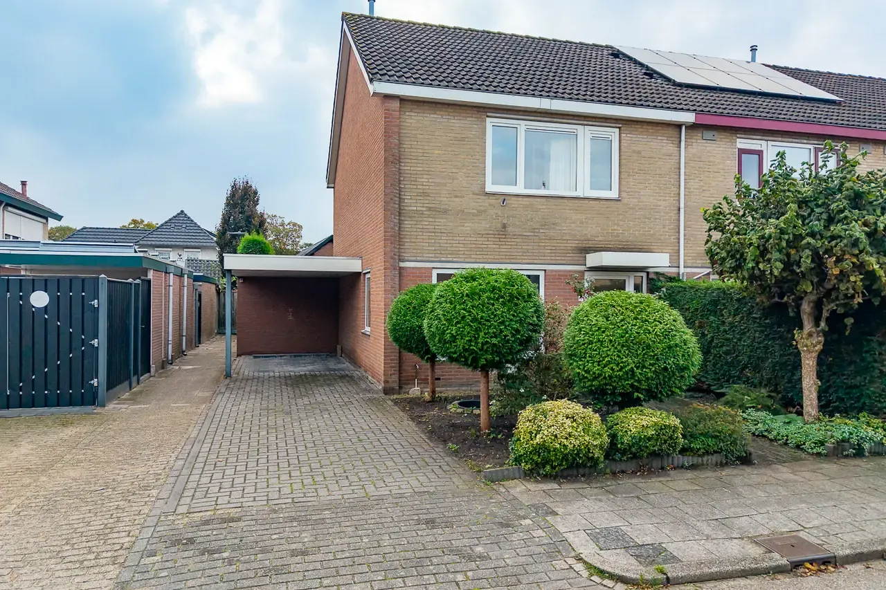 Hoekwoning te koop: Imkersweg 17, Wezep