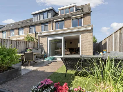Hoekwoning te koop: Impalastraat 40, Faunabuurt Zuidoost Almere