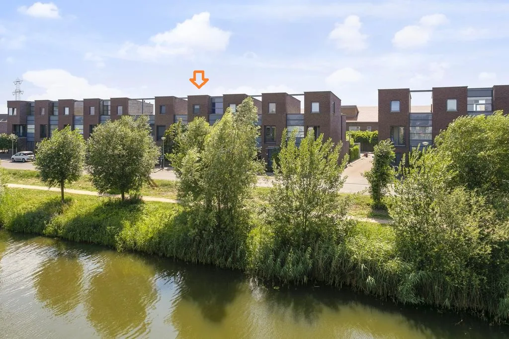 Tussenwoning te koop: Indigoweg 43, Rosmalen