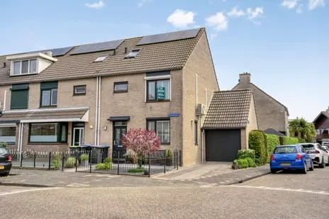 Hoekwoning te koop: Indusstraat 66, Schenkel-Zuidoost Spijkenisse