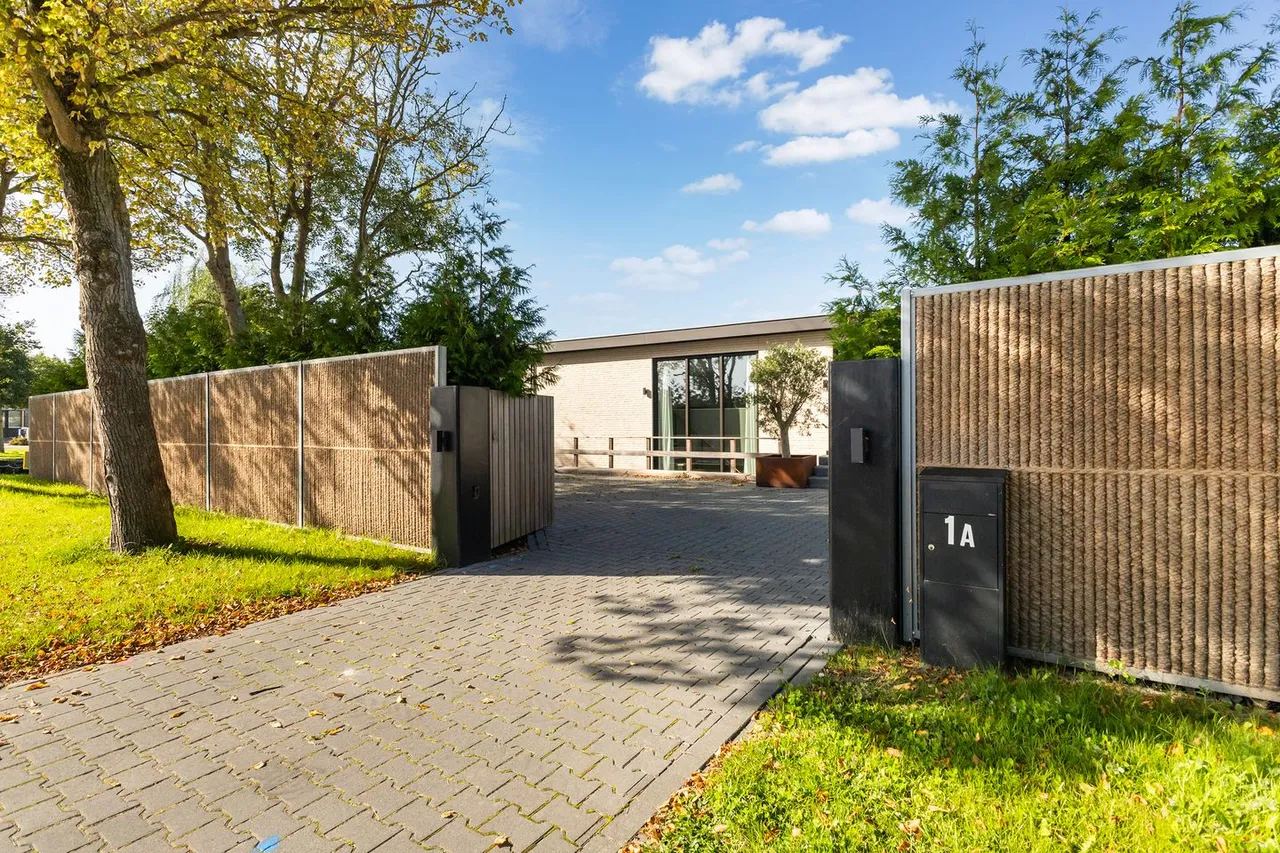 Woning te koop: Industrieweg 1A, Harlingen