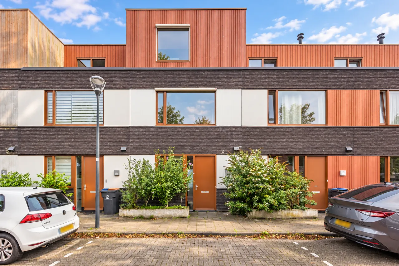 Tussenwoning te koop: Ingen-Houszstraat 10, Haarlem
