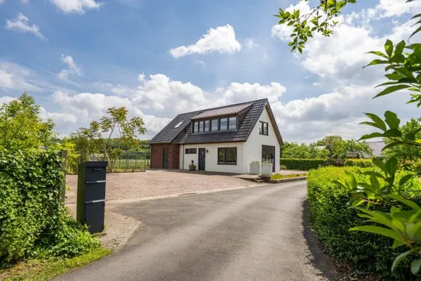 Vrijstaande woning te koop: Ingenieur van Stuivenbergweg 17, Ewijk-Buitengebied Noord-1 Ewijk