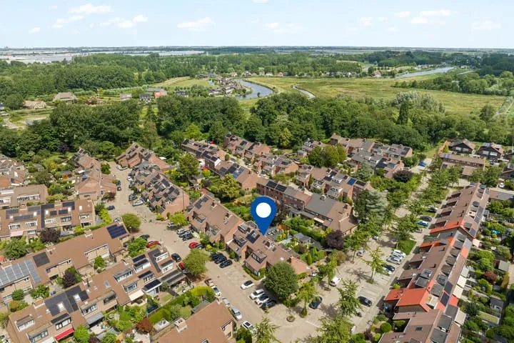 Tussenwoning te koop: Inkarnaatklaver 5, Ommoord Rotterdam