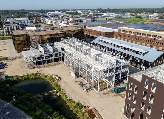 Appartement te koop: Ir D S Tuijnmanweg 12A-12, De Hagen (bedrijventerrein) Vianen