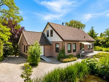 Detached house for sale: Ir. Dingemanspark 23, Nieuwkoop Lintbebouwing Nieuwkoop