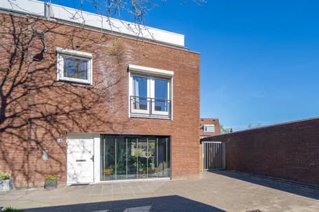 Hoekwoning te koop: Ir. Kippermanstraat 19, Zeeheldenbuurt Tilburg