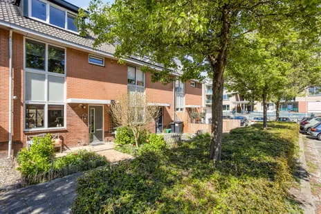 Tussenwoning te koop: Irene Vorrinkstraat 46, Hoofddorp
